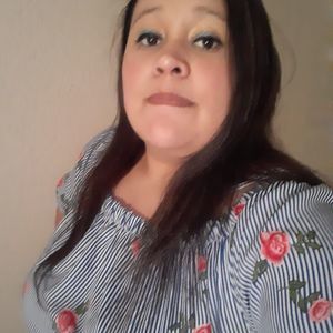 Meet your Posher, Alma